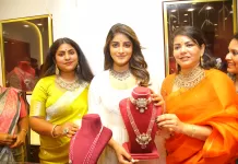 Lakshmika Jewellers Shines Bright with Glamorous Opening
