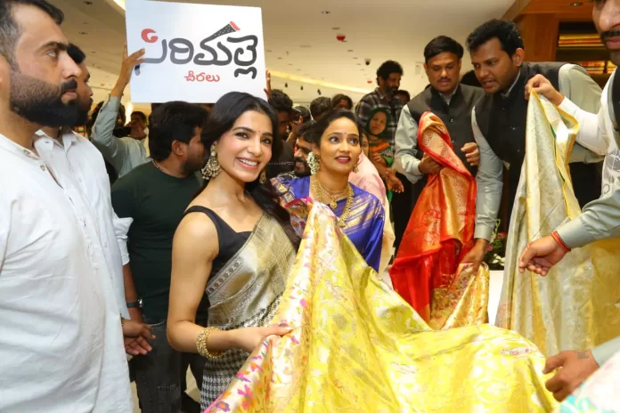 Inaugurates Sirimalle Sarees