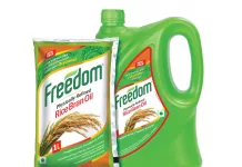 Why a Simple Switch to Rice Bran Oil is Transforming Health in Indian Kitchens Healthy cooking with Rice Bran Oil in an Indian kitchen.