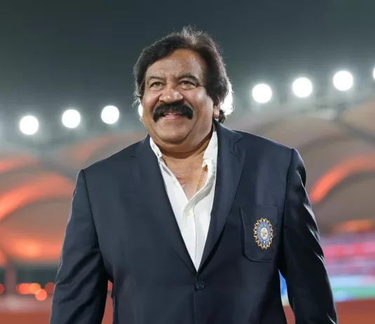 BCCI Apex Council Member V. Chamundeswaranath Invests in Truzon Solar BCCI Apex Council Member V. Chamundeswaranath invests in Truzon Solar, Hyderabad India